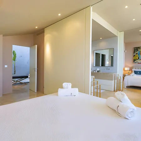 Villa Nirvana